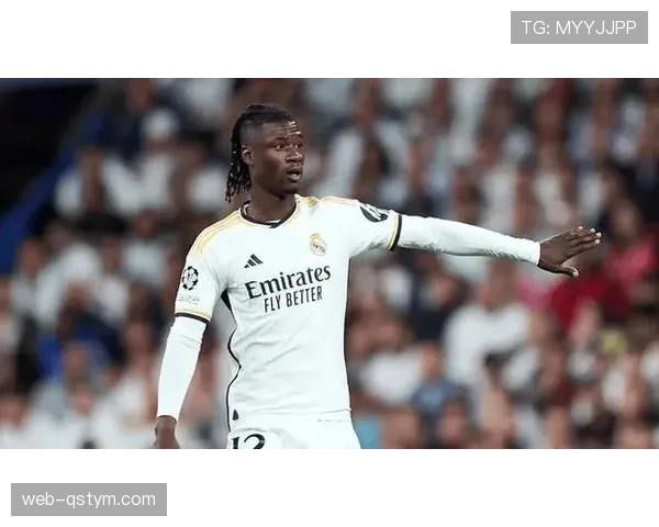 卡马文加：带球推进能力突出成为中场推进点